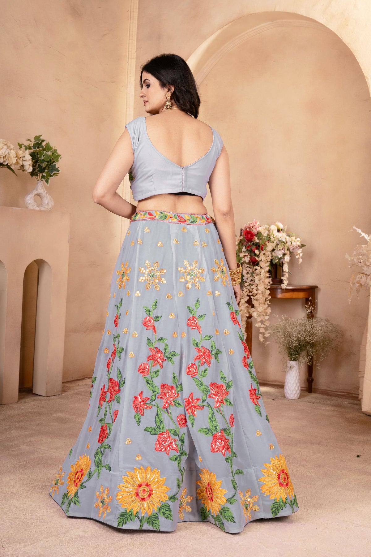 SAHELI STYLE PRESENTS EMBROIDERY SEQUENCE DESIGN WORK LEHENGA CHOLI