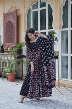 SAHELI STYLE PRESENTS PREMIUM READYMADE KURTI WITH PANT DUPATTA SET BLACK