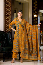 SAHELI STYLE PRSENTS LIGHT ORANGE KURTI PANT DUPATTA PAIR