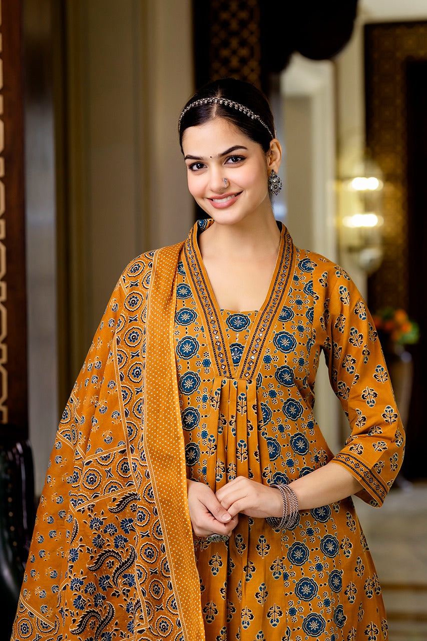 SAHELI STYLE PRSENTS LIGHT ORANGE KURTI PANT DUPATTA PAIR