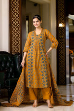 SAHELI STYLE PRSENTS LIGHT ORANGE KURTI PANT DUPATTA PAIR