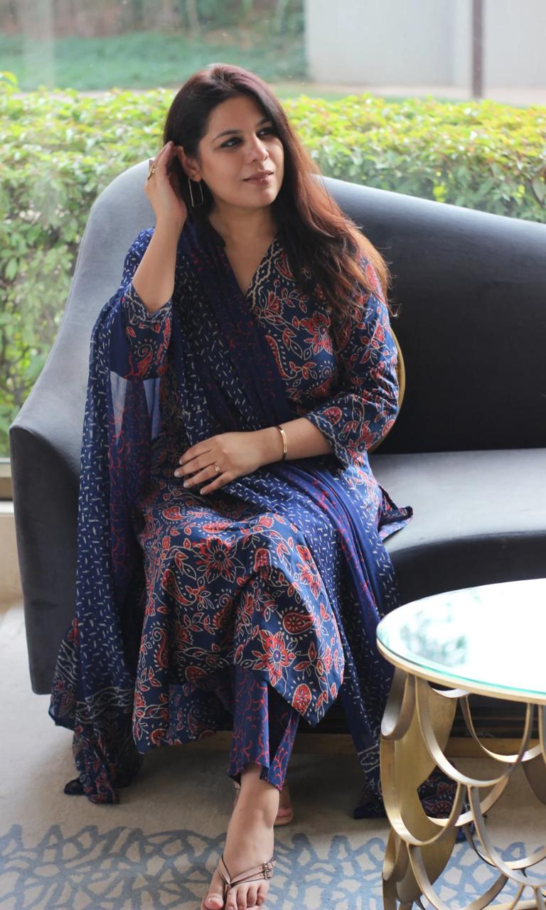 SAHELI STYLE PRESENTS PRINTED COTTON KURTI PANT PAIR