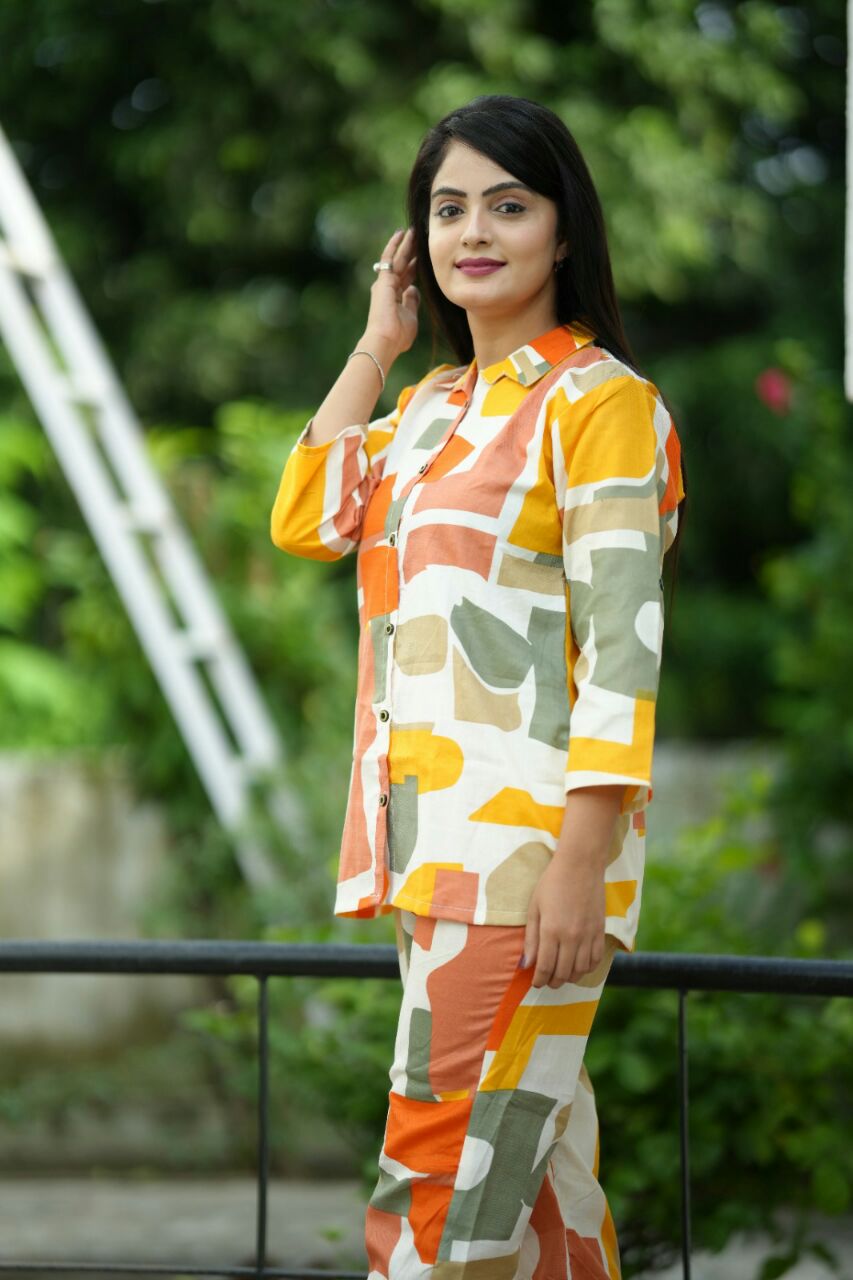 SAHELI STYLE PRESENTS PREMIUM CO-ORD SET