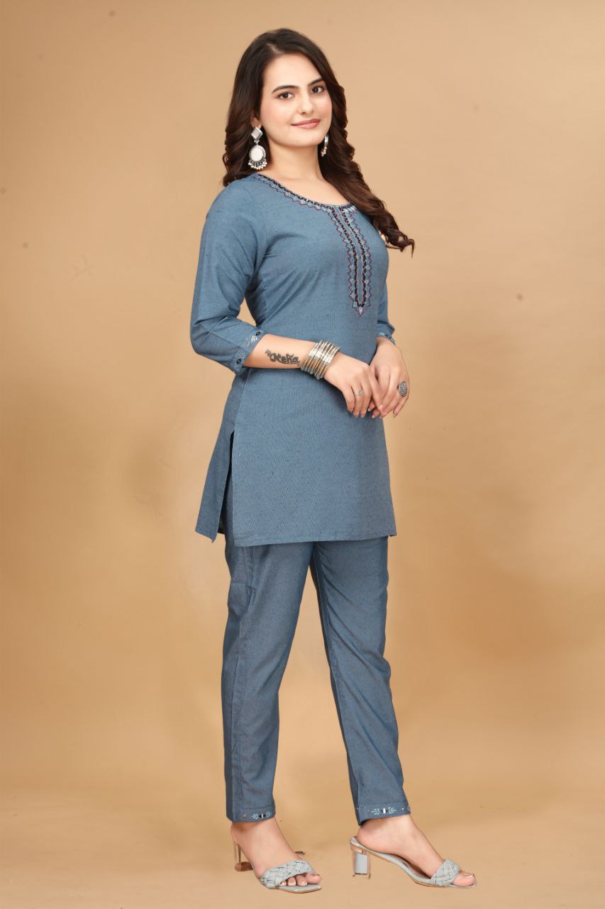 SAHELI STYLE PRESENTS THE GRAY MOST CLASSIC HANDWORK CO-ORD SET