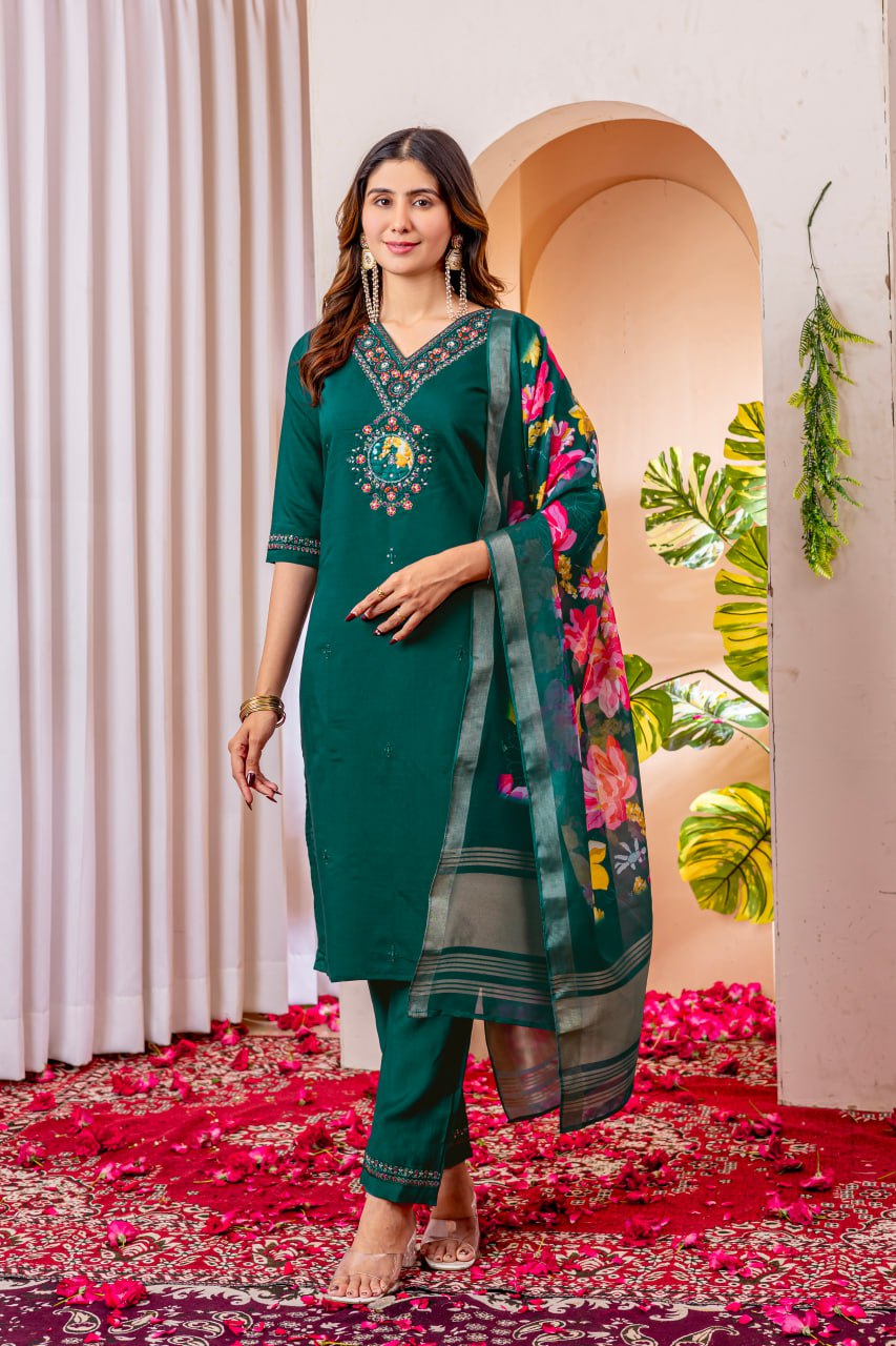 SAHELI STYLE Presents Green Elegant Straight Kurti Pant Dupatta Set