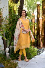 SAHELI STYLE Presents Elegant Straight Kurti Pant Dupatta Set