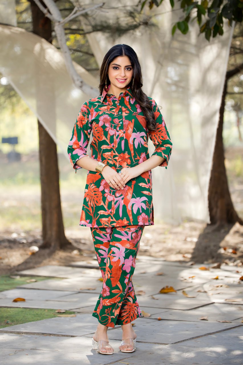 SAHELI STYLE Presents Elegant Straight Co-Ord Set