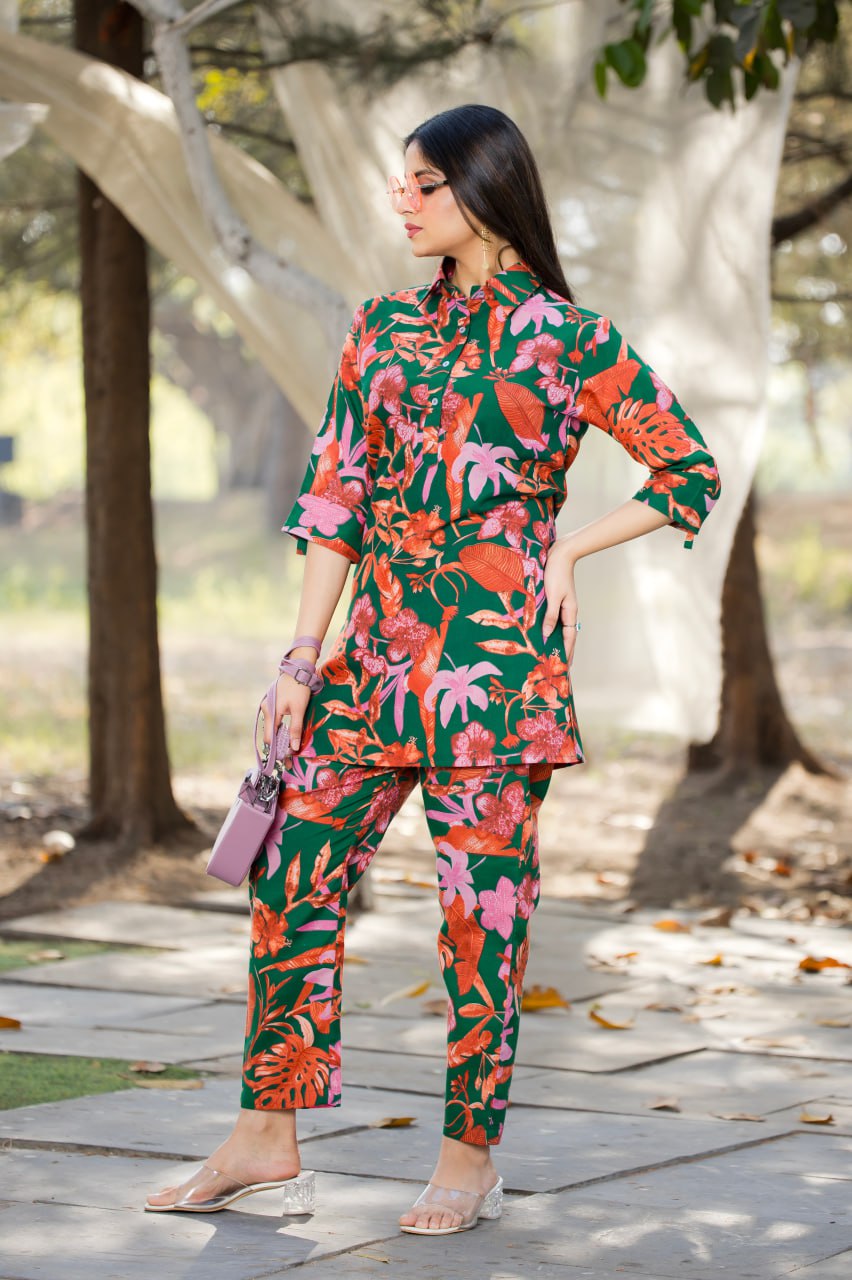 SAHELI STYLE Presents Elegant Straight Co-Ord Set