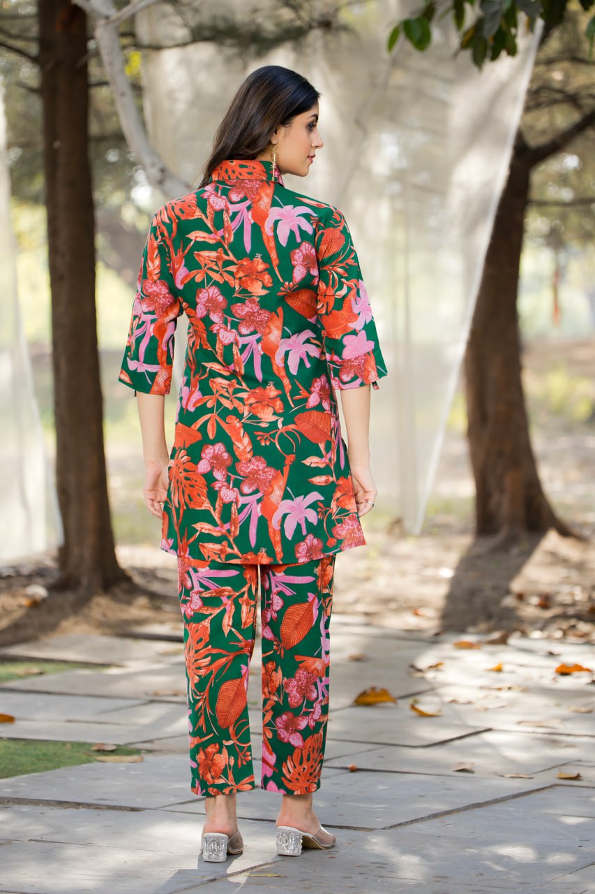 SAHELI STYLE Presents Elegant Straight Co-Ord Set