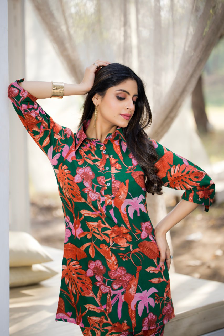 SAHELI STYLE Presents Elegant Straight Co-Ord Set