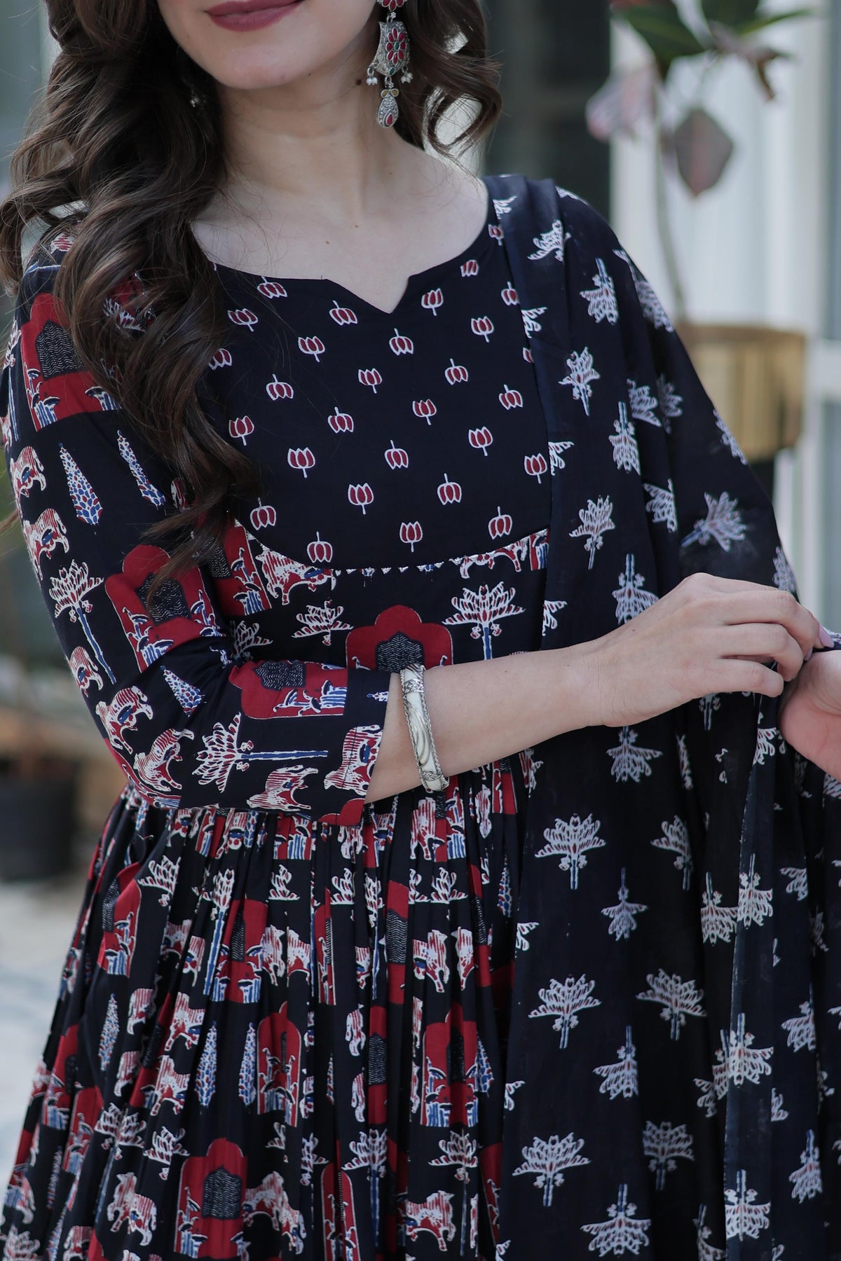 SAHELI STYLE PRESENTS PREMIUM READYMADE KURTI WITH PANT DUPATTA SET BLACK