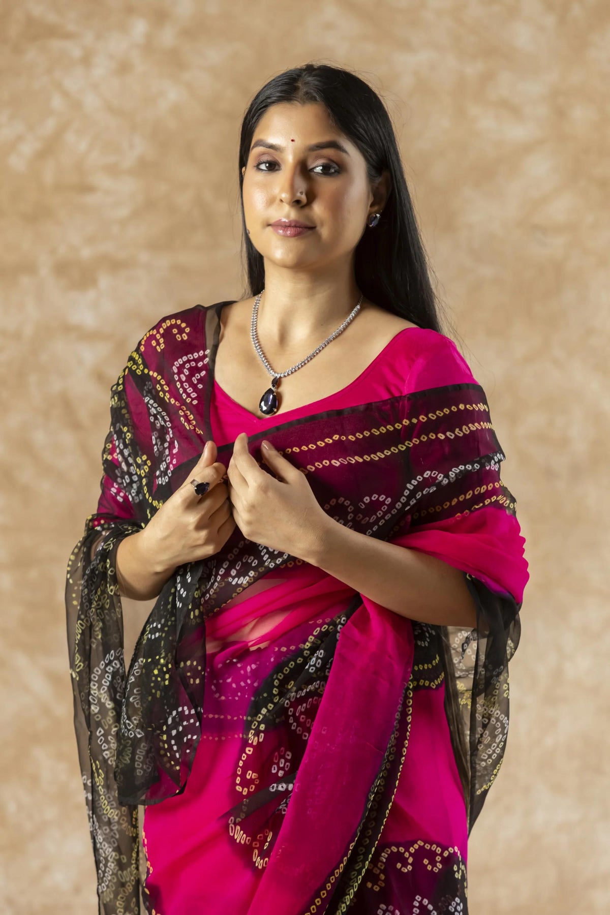SAHELI STYLEPRESENTS GEORGETTE BANDHANI SAREE PINK+BLACK