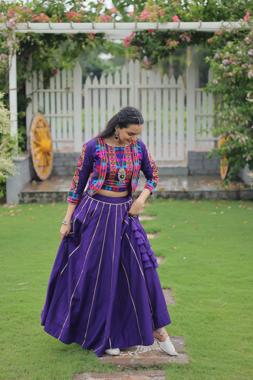 SAHELI STYLE PRSENTS PURPLE COLOURS NEW NAVARATRI SPECIAL LEHNGHA CHOLI
